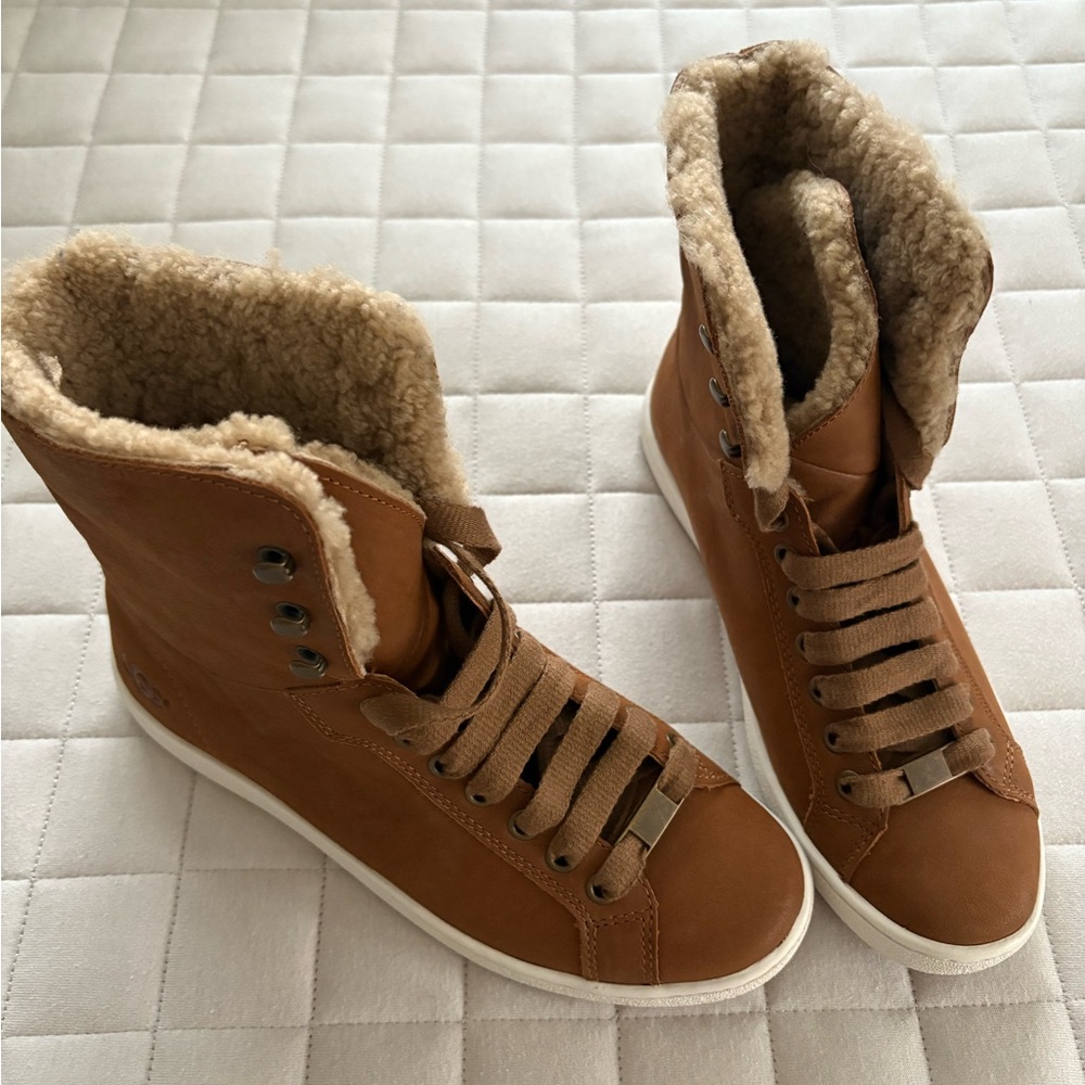 UGG - Women’s Brown High-Top Sneakers with Fur Lining